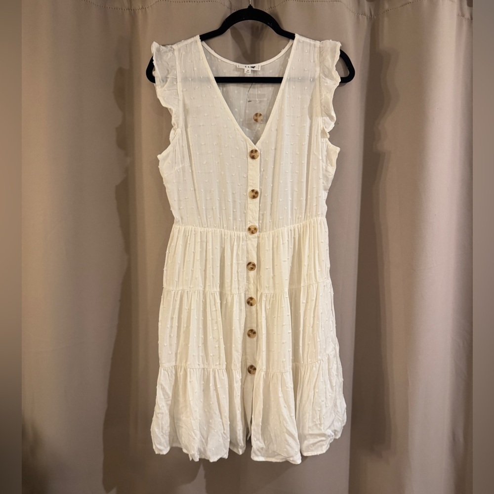 Women’s E&M White Button-Down Dress